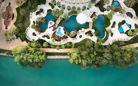 فندق ريتز كارلتون